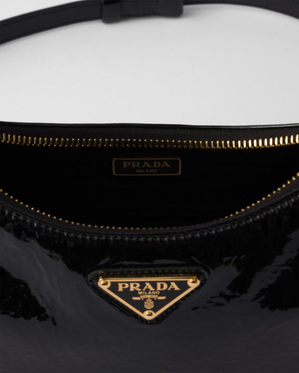 Prada Re-Edition Naplak Size : 18* 22*6 cm