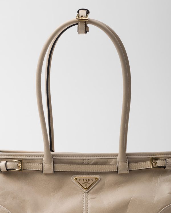 Prada Bonnie Size : 15.5*32*12cm