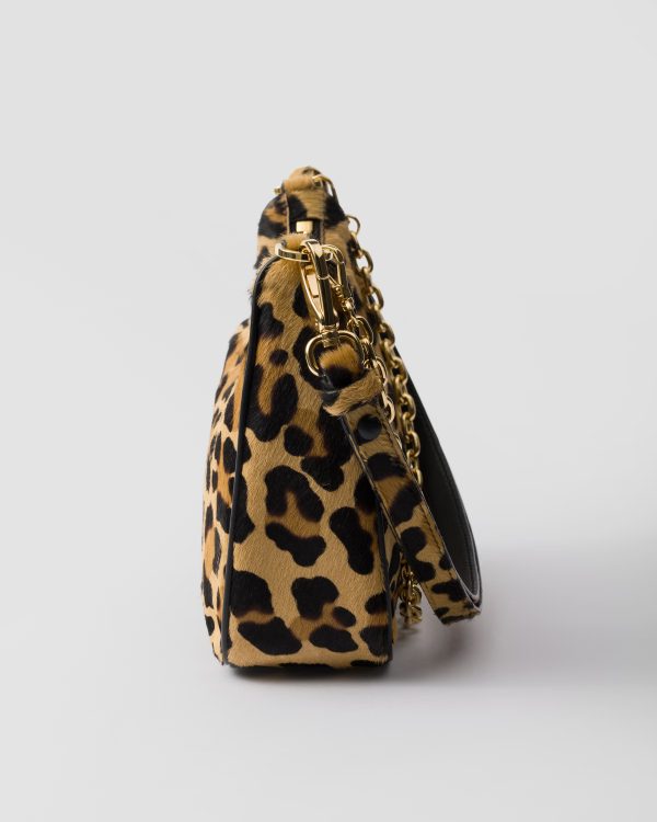 Prada Re-Edition Size :18*22*6cm