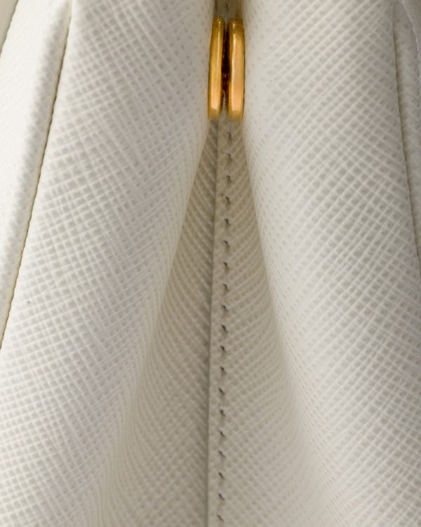 Prada Galleria Saffiano Size : 12.5*18*8.5cm