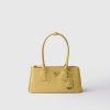 Prada Galleria Size : 14*30*10.5 cm