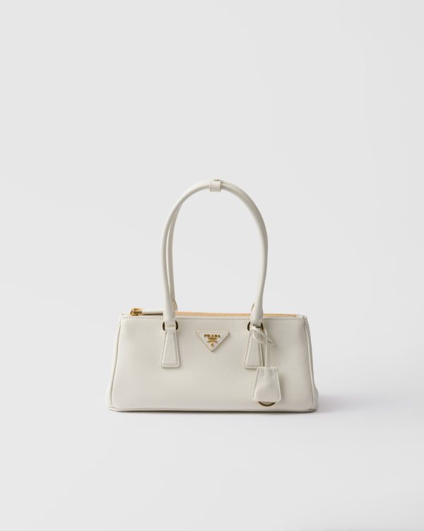 Prada Galleria Size : 14*30*10.5 cm