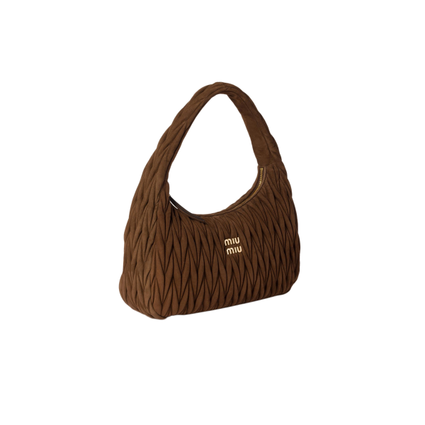 Miu Miu Wander Matelasse size:27*35*8.5cm