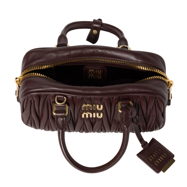 Miu Miu Arcadie matelassé size:10.5*22*7.5cm