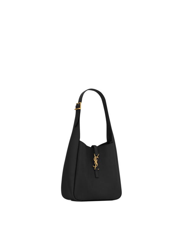 YSL LE 5 À 7 SIZE : 23 X 22 X 8.5CM