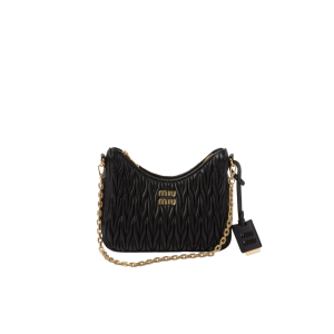 Miumiu Matelassé size 17cm*20cm*5cm