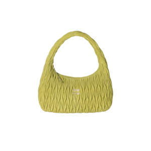 Miu Miu Wander Matelassé size:27*35*8.5cm